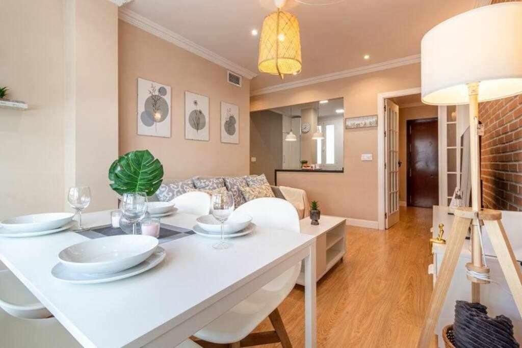 3 Apartamento En Estadio Sevilla 8 Plazas 3 Hab Y Metro Sevilha Exterior foto